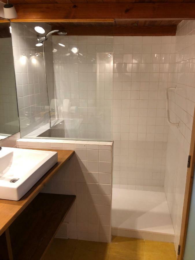 Cozy En Blanch. Center Apartment *